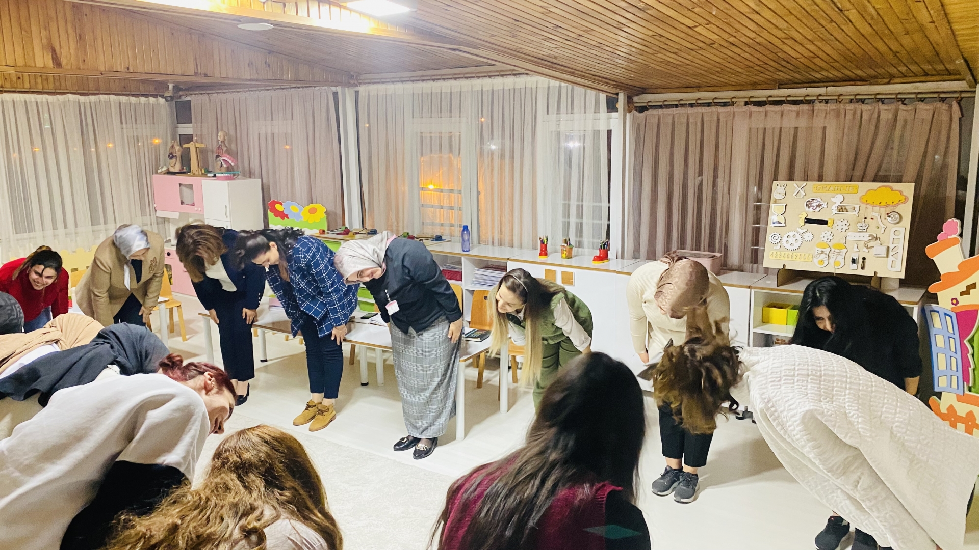 Büşra ERTÜRK’le drama eğitimimiz Rastgele Fotoğraf
