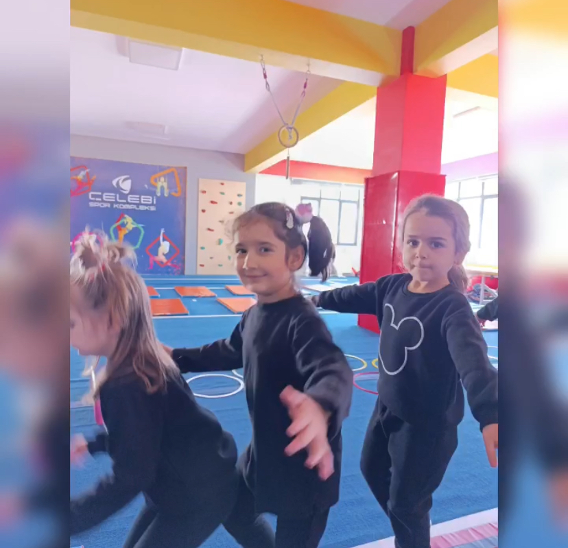 Çelebi spor kompleksi jimnastik dersi  Rastgele Fotoğraf