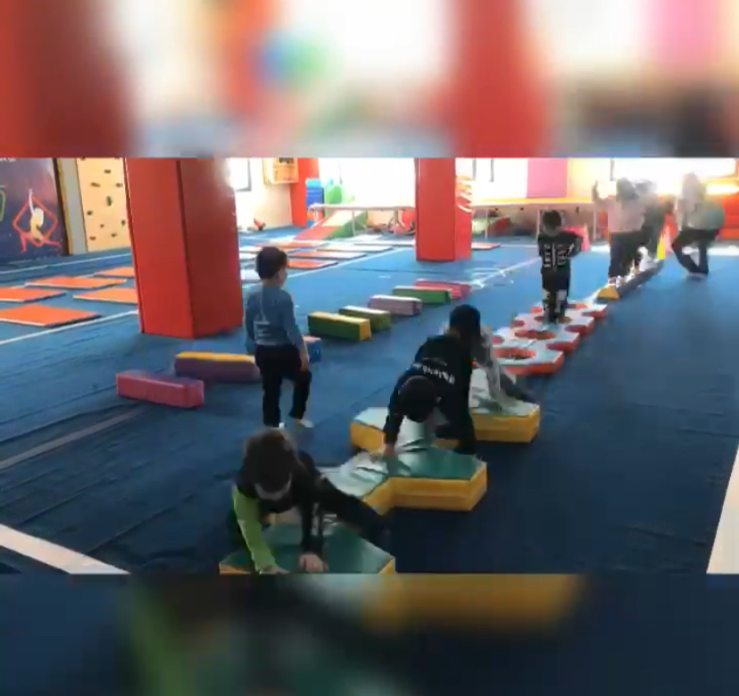 Çelebi spor kompleksi jimnastik dersi  Rastgele Fotoğraf