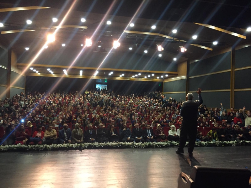 Doğan CÜCELOĞLU Seminer Galerisi Rastgele Fotoğraf