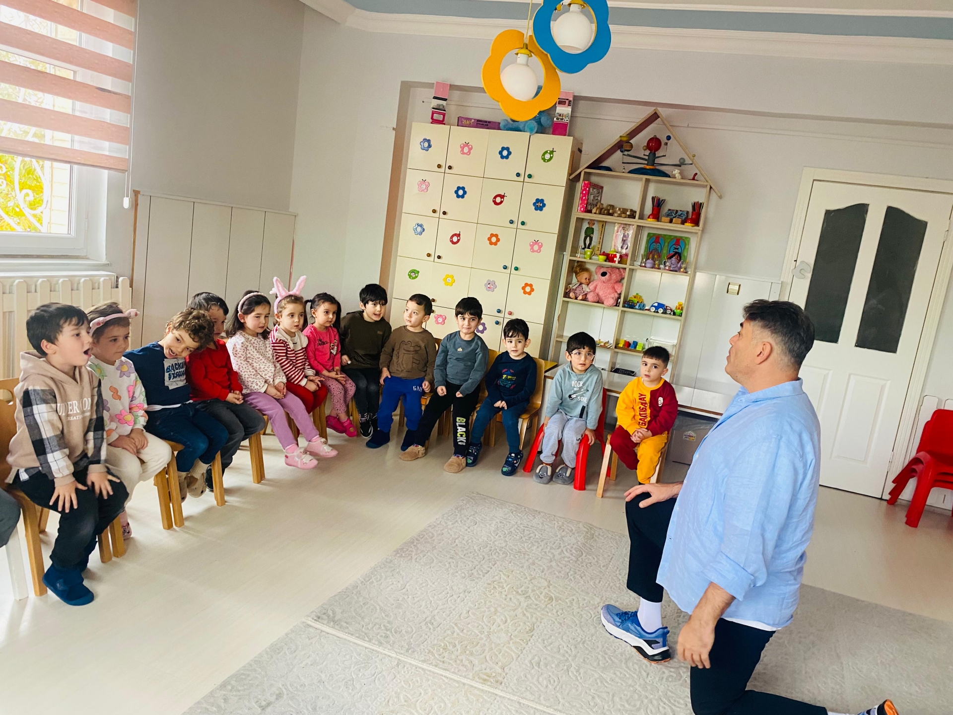 Özgür Özgülgün ile drama dersimiz Rastgele Fotoğraf